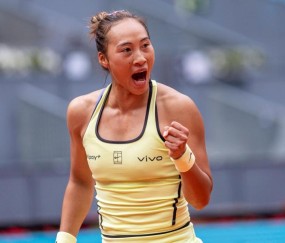 bti体育官方入口-郑钦文2-1逆转肯宁 晋级马德里站女单32强